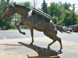 Statue of Reckless, the Korean War horse 