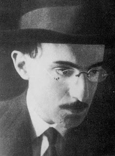 Fernando-Pessoa