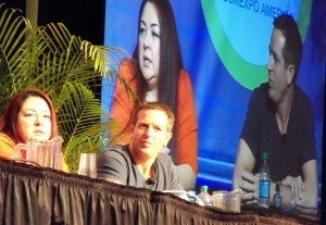 Best-selling entrepreneurial authors Sylvia Day and Hugh Howey take questions at IDPF's Digital Book 2013 | Photo: Porter Anderson