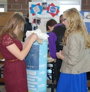 Students Put Final Touches on National History Day Exhibits