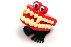 From https://www.neatoshop.com/product/Wind-Up-Vampire-Teeth