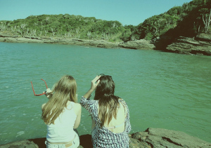 beautiful-bestfriends-besties-blonde-brown-hair-Favim.com-141657_large