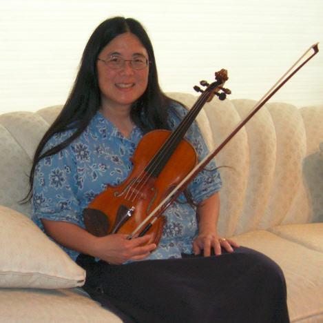 Rachelle Ayala wviolin