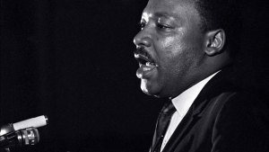 ap_mlk_memphis_mountain_kb_130403_wmain