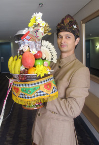 Tjokorda Gde Mahatma Putra Kerthyasa in Perth for John Darling's ceremony
