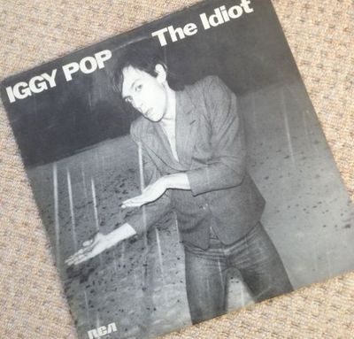 Idiot