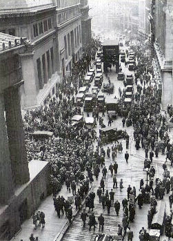 File:Crowd outside nyse.jpg