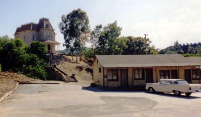 Bates Motel Set from the movie Psycho at Universal Studio Hollywood CA (Worldwide Public Domain)