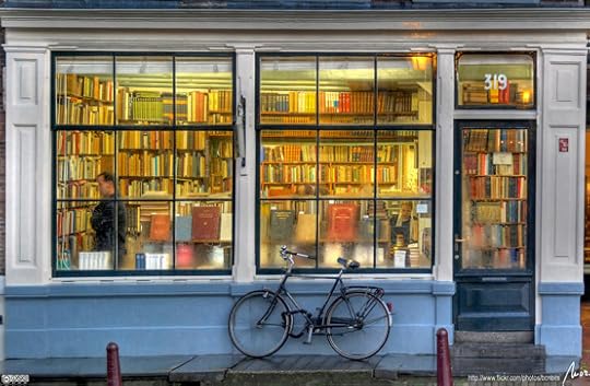 Bookstore Photo by MorBCN
