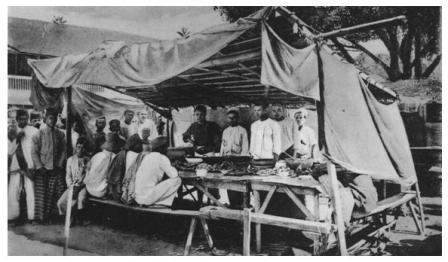 minang-saisuak-sebuah-lapau-nasi-di-payakumbuh