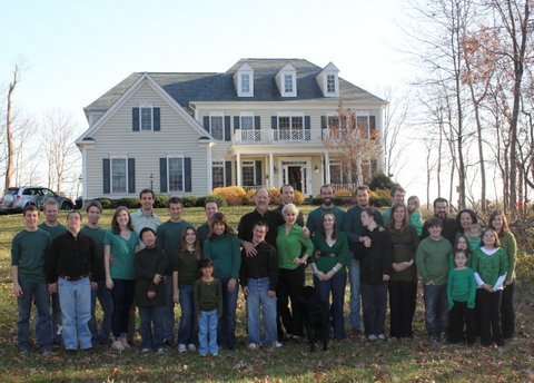 Thanksgiving 2012 Family.JPG