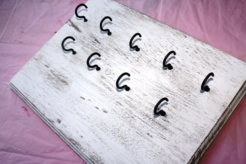 how to make a jewelry rack
