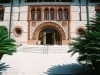 Steps-leading-to-the-rotunda