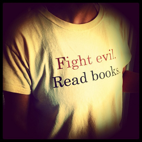 Starting to get serious #librarian #tshirt envy here. #books by catffeine