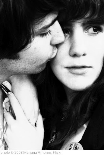 'Kiss me' photo (c) 2008, Mariana Amorim - license: http://creativecommons.org/licenses/by/2.0/