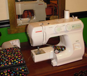 Janome 2206 on Judah's desk