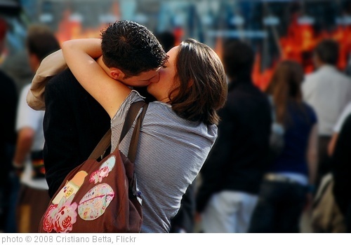 'Kisser's Embrace' photo (c) 2008, Cristiano Betta - license: http://creativecommons.org/licenses/by/2.0/
