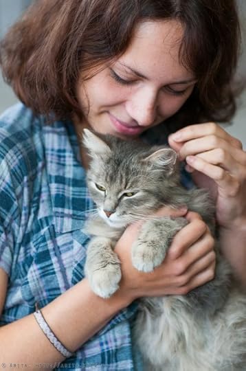 Алина с кошкой