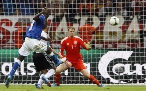 Mario-Balotelli-scores-against-Germany