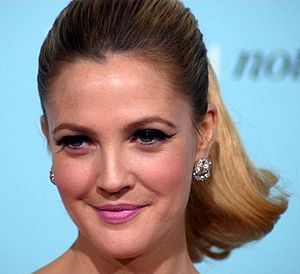 English: Drew Barrymore at the premiere for He...