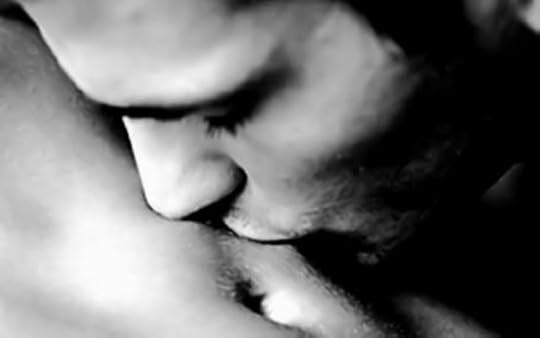  photo kissingstomach_zpsc6e2b199.jpg