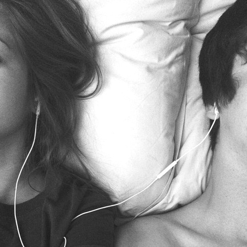  photo listeningtomusic_zps1f977b80.jpg