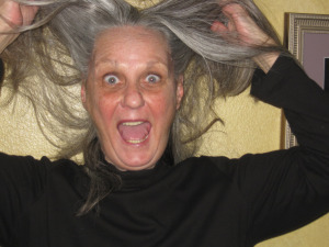 pam pulling hair 002