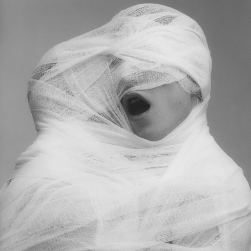 Robert-Mapplethorpe.-White-Gauze-1984
