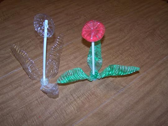 How to Make a Bottle Bloom into a Flower: Recycled Projects