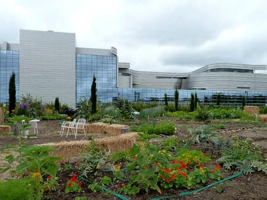 courthouse-garden