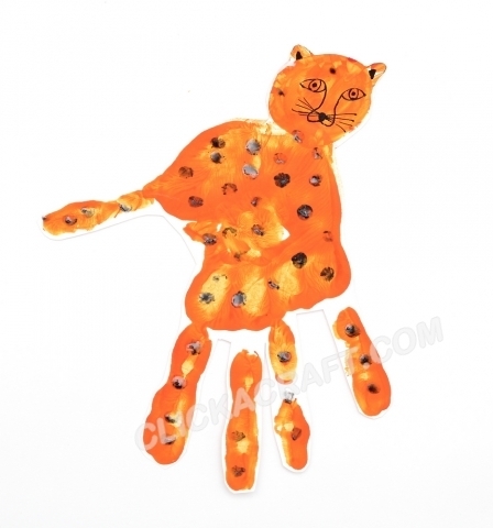 Handprint leopard