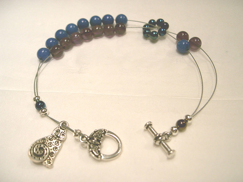 Lapishowlite&amethyst-bracelet1