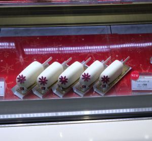 Sebastien Bouillet popsicle-shaped cheesecakes.