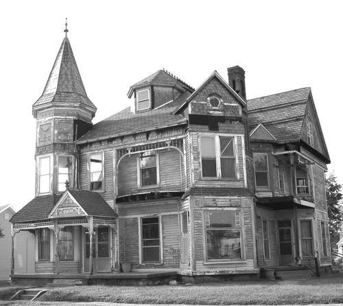 Scarlett Amber House