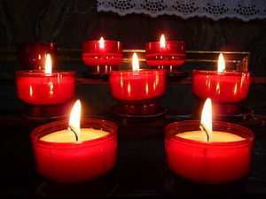 Deutsch: Opferlichter