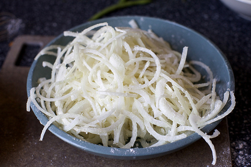 onions tossed with flour, crumbs and seasoning