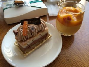 Chocolate hazelnut cream cake and a mango pudding.