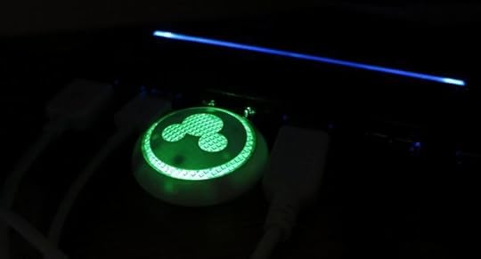 Flash drive looking groovy in my USB hub.