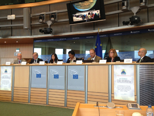 Speakers in EU