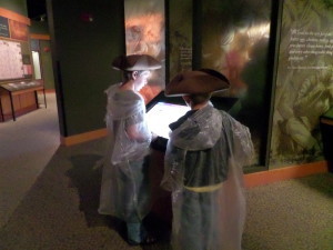 Kids interacting with the tablets at the Gettysburg Museum