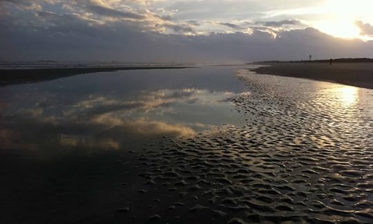 tidal pool sky above and below