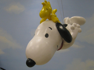 Snoopy_and_Woodstock_Macys_Parade_balloon_model