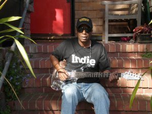 ICEPACK and the tidbits signing their first recording contract c 1972