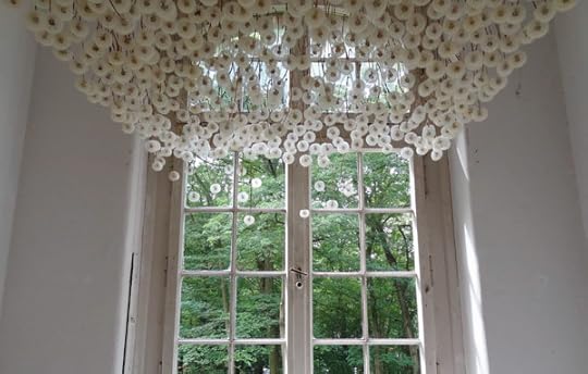 2000 Suspended Dandelions, by Regine Ramseier