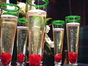wpid-b2e0f5b250b0a44b_HCHOL_festive-drinks_s4x3_lg.xxlarge.jpg