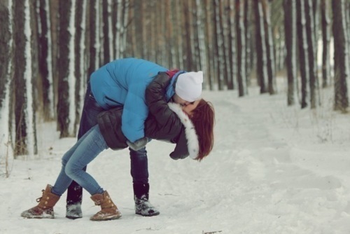  photo beautiful-boy-christmas-couple-cute-Favimcom-427976_zps15fe86c4.jpg