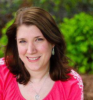 RoniLorenAuthorPhotoSmall