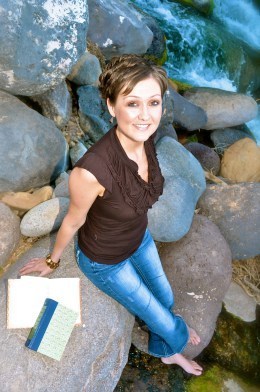 Author-Cheryl-Bradshaw