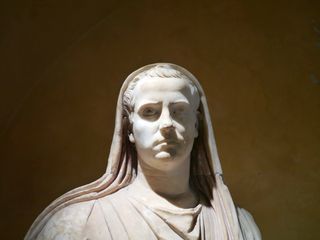 Formia head