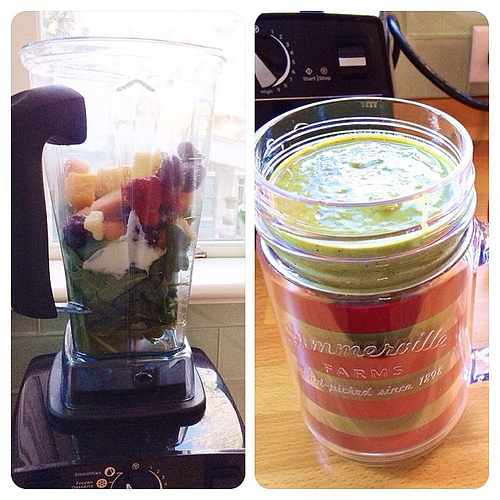 Morning green smoothie time. #vitamixisthebestthingever and so is the insulated Summerville cup (thanks @curlygirldesign)